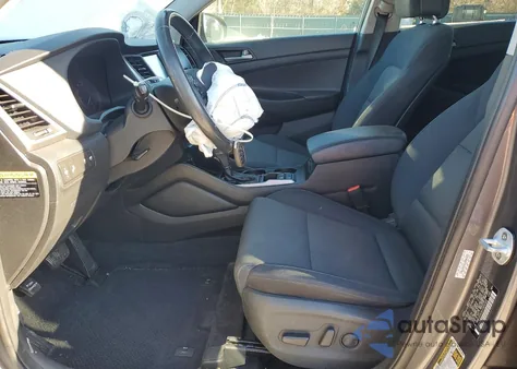 2018 Hyundai Tucson Value из США, поврежденный, VIN KM8J33A26JU804323